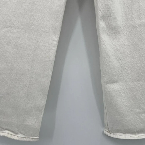 Abercrombie & Fitch Women's Cream Straight Leg Jeans - Picture 8 of 10